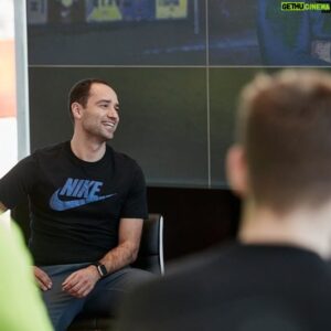 Roman Shirokov Instagram - Уже скоро в Nike Box MSK начнется турнир среди студентов ВУЗов Москвы Nike Moscow Universities Game Killers. Рассказали о турнире, начали регистрацию и уже вручили первые подарки.

#gamekillers #nikefootball
