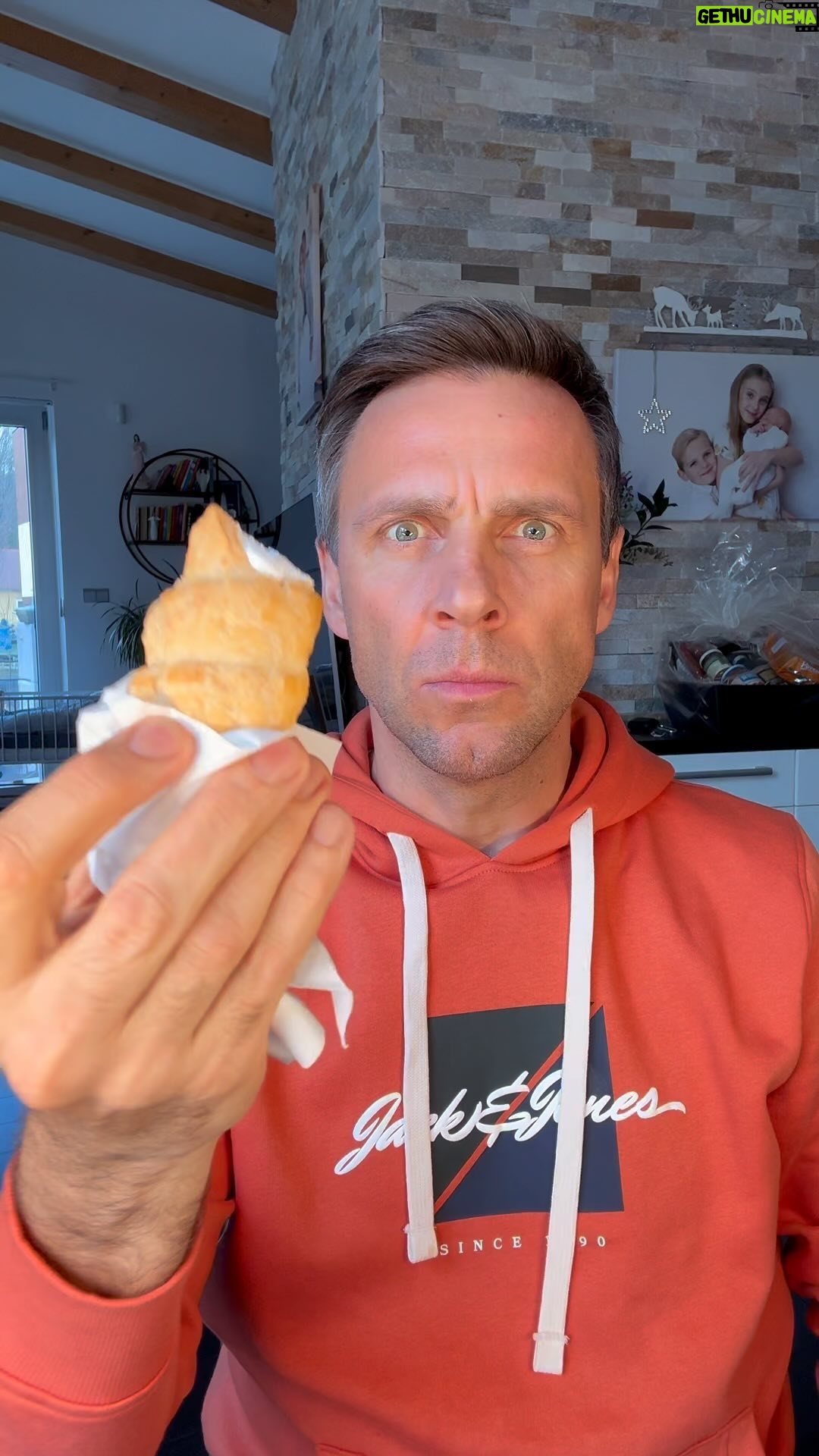 Roman Vojtek - 2K Likes - MAGIC 🤪🧙🏻🧞#kaprfildzeritky #humorvoe