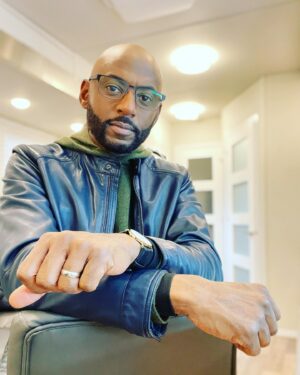 Romany Malco Instagram - I’m realizing that I’ve been somewhat emotionally guarded and emotionally unavailable for much of my adult life. By being emotionally unavailable I’ve stunted my own growth in several areas of my life. Lately, I’ve been working on being more vulnerable, as well as more emotionally honest. Want to be a better example for the kids. Want to break past my glass ceilings. Want to honor the abundance of love coming my way. ❤️