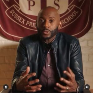Romany Malco Instagram - Portraying mental illness on @millionlittlethingsabc with hopes of ending the stigma, and giving more people hope.
.
.
#AMillionLittleThings #Rome