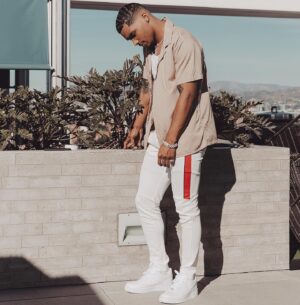 Rome Flynn Instagram - Qué bolaaa mami🤴🏾 
•
•
@novamen fashionovapartner