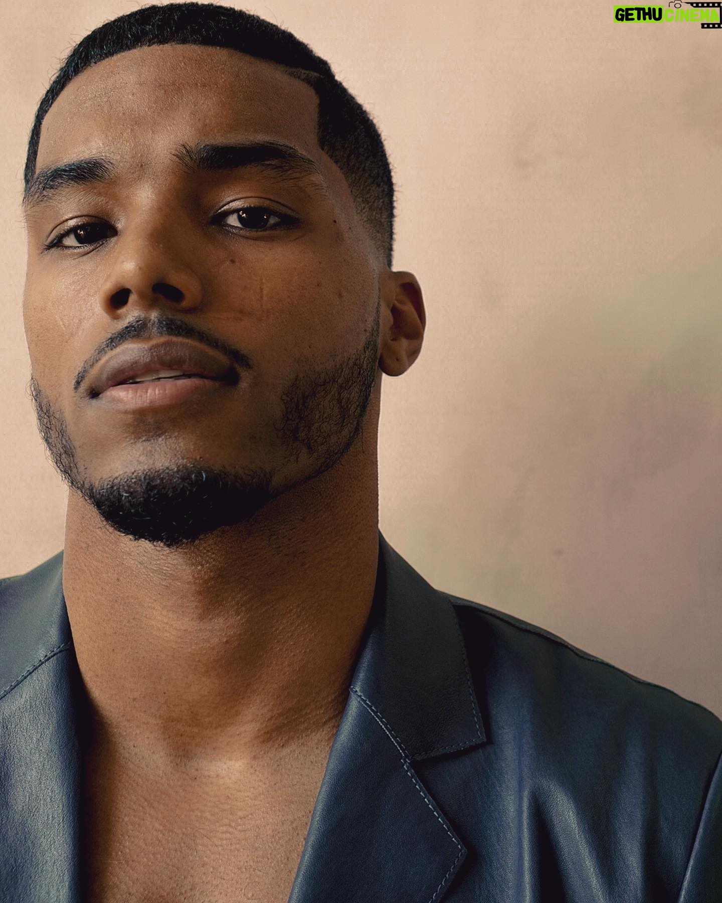Rome Flynn - 200.1K Likes - 𝒊𝒕 𝒂𝒊𝒏’𝒕 𝒍𝒐𝒗𝒆 𝒃𝒖𝒕 𝒊𝒕’𝒔 𝒄𝒍𝒐𝒔𝒆 𝒆𝒏𝒐𝒖𝒈𝒉