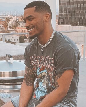 Rome Flynn Instagram - niño desamor 🇨🇺

•
•
@novamen fashionovapartner