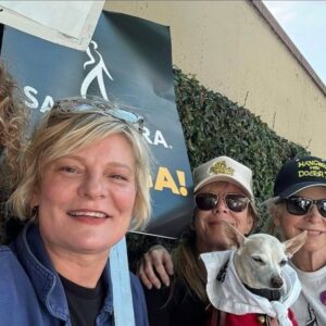Romy Rosemont Instagram - Fierce women fighting the good fight!  One day longer one day stronger!  Let finish this! @jackiemontreal @therealbrookesmith @realkathleenw @joannagoing @marycmccormack @marthaplimpton @thejustchad