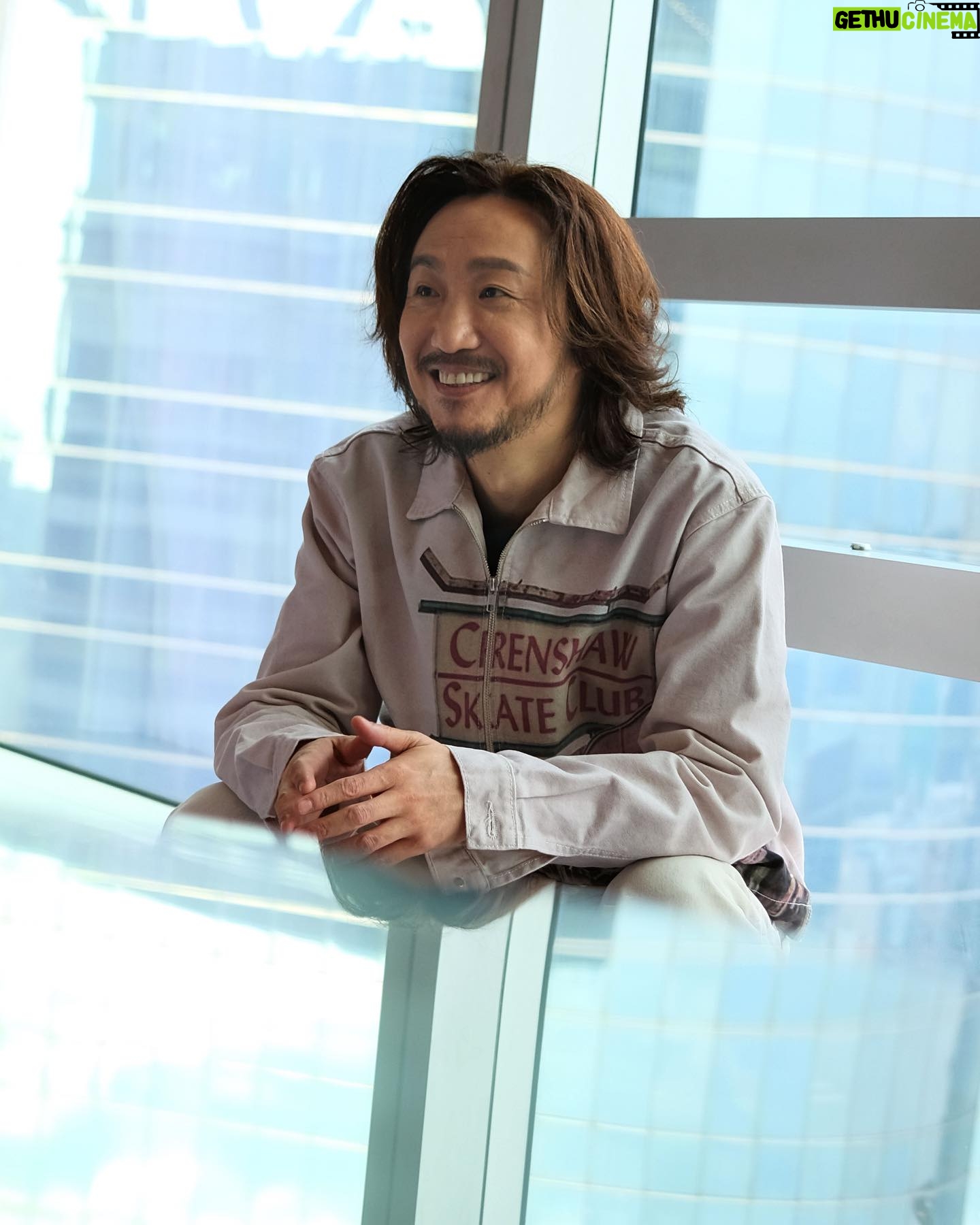 Ronald Cheng - 7.3K Likes - 久違幾年嘅紅館演唱會反應非常熱烈真係好多謝各位。希望下星期優先訂購JAJA聲賣晒💪🏻😎
【Citi信用卡優先預訂《Fragments of Wonder 鄭中基世界巡迴演唱會2024 – 香港站》演唱會門票】,請於2023年12月12日上午10時至12月13 日晚上11時59分,經www.hkticketing.com/ 致電(852) 31 288 288進行購票。名額有限,先到先得,額滿即止!每張Citi信用卡限購4張門票(每次交易可購買最多4張門票)。優惠受條款及細則約束。
Hair Stylist: Horace Tse @horacetse
Make up artist: Henry Li @henryli_makeup
Stylist: @___3ddy
贊助場地:香港康得思酒店 Cordis, Hong Kong @cordishk
👔@acnestudios @alexandermcqueen @crenshawskateclub @farfetch @lanecrawford @dolcegabbana