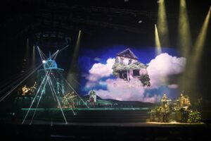 Ronald Cheng Instagram - 今次第一次自己show 自己主辦，真係乜嘢都緊張一餐，完show急不及待捉住團隊開會檢討，當然有啲地方做得唔夠好。但一如我show尾嘅時候所講，無論中間經歷咗幾多，我哋都好開心，因為我哋真係做到啦！多謝台前幕後所有人幫助過我哋嘅每一位，全靠你哋個show先做得到，再要多謝買飛嚟支持我哋嘅老闆們，今次之後我哋會做得更好。希望我哋好快再見！

#記住呢兩晚係屬於我哋
#反應一場比一場好

贊助：K CASH Supreme｜Katch
演唱會統籌：機動娛樂｜GH Management
演唱會宣傳：Light Hub
全力支持：瀛海文化｜大麥票網
場地支持：澳門倫敦人
演唱會統籌：湘湘 @機動娛樂
演唱會巡演經理：MiMi @GHM
藝人管理：湘湘@機動娛樂 ｜Stephanie @機動娛樂
保險顧問：連炎輝｜夏竹欣
	
導演：Rabbit@ptu｜Kin@ptu
導演助理：Yabbi｜Kiu
音樂總監：Joey Tang
舞蹈總監：Yiu @IDS
工程統籌：何成業
舞台設計：小蕉（邵偉敏）
燈光設計：Austin Cha @Team Sparking｜Choi Ho Hin @Team Sparking
鐳射設計：夏振捷 ｜林紹緯
音響設計：Tsang Hin Yan
舞台監聽：阿鏗
視覺統籌：斯潔｜甦粹音像藝術
視覺設計：斯潔｜許晏慈｜林昀嬋｜陳紫蘋｜李沛縈｜尼可｜甦粹音像藝術
視覺執行：Li Ming
舞台經理：Li Ka Kuen｜Kwok Yui Kong
後台統籌：Tony @GHM
	
舞台機械工程：銚龍舞台製作
燈光及音響工程：Jkbrothers Engineering
視像器材提供：ITP INTECHNICAL PRODUCTIONS
舞台激光效果：MEGA Laser
舞台特別效果：Leslie studio
攝像工程：HIKO Studio
舞台台面工程：Dick Ko Arts Production Company
	
演唱會形象指導：文念中
演唱會服裝製作：Chloe Lam
服裝管理：Eddy Chu
藝人髮型設計：Horace Tse
藝人化妝：Henry Li
舞蹈員髮型及化妝：非常作 GFC Make Up Team
	
樂隊成員:	
Keyboard	：Dennie Wong
Keyboard	：Abby Wong
Guitar：Joey Tang｜Andrew Cheung
Bass：Jacky Man
Drums：KB
Percussion   Chorus：Patrick Lui
Programmer   Chorus：Pam Chung
Roadie：Leo Kwan
Dancer：Chan Wing See｜Lai Hiu Ying｜Wan Choi Ling Jolin｜Yan Wu Luxi
	
撰稿員：Cheng Shui Ki
Photographer：Catherine Lo
演唱會花絮：Jacky ｜九虎 ｜采微 

特別鳴謝	Kom Chun Yu，Szeto Ho Fai，Wong Wai，Esther Kwok, Karen Kwan, Caroline Chow, Almen, Dave, Amber, Fendi, Kyrie, Ken, Ryan