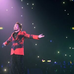 Ronald Cheng Instagram - 多謝六晚過嚟支持我嘅大家！我知自己事，中咗covid的確係好影響我嘅發揮。但肯定嘅係，我已經盡咗最大嘅努力去唱歌俾大家聽。今次自己主辦演唱會經歷咗好多個第一次，孭多咗責任，自不然要多啲落手落腳做。當初真係一邊做一邊驚。話晒以前都冇做過四面台，又未開過六場咁多。而且好多人已經唔係香港，真係驚冇咁多人想睇我。最後發現，好多人都話要搶飛，去到最後一日都仲有人問我有冇飛。最估唔到嘅係，原來去到我呢個年紀，仲會多咗好多年紀小小嘅歌迷。
另外值得高興嘅係，我成功挑戰咗連我後生時都冇挑戰過嘅連唱四場！而我都做到啦！所以實在太多人要多謝！好希望你哋都喜歡個show，亦希望我哋以後有幸再搞演唱會！冇你哋，個Show唔會做得成！

主辦機構：機動娛樂、光尚娛樂、森立演藝
優先訂購：CITI Bank
全力支持：滴露、Nikon、佳寶、Comestore
出品人及監製：鄭中基
執行監製及藝人管理：湘湘@機動娛樂
演唱會統籌及藝人管理： Stephanie @機動娛樂
演唱會宣傳：Light Hub
導演：rabbit@ptu/ kin@ptu
導演助理：Yabbi/ Kiu
音樂總監：Joey Tang
舞蹈總監：Yiu@IDS
監聽混音師：歐丁玉
樂隊成員：Band leader & Guitar - Joey Tang / Guitar - Andrew Cheung / Keyboard - Dennie Wong / Keyboard - Wai Leung / Bass - Kit Ho / Drums - KB / Cello - Rebecca / Chorus   Percussion - Patrick Lui / Chorus   Programmer - Pam Chung /  Roadie - Kirk Wong
Dancers：Elaine Wong /  Rita Lai / Iris / Luxi / Hebe Ho / Keisha / ManC / Wenjai / Egg Tsang / Po Hon / Zoe / Jolin
工程統籌：何成業
舞台設計：小蕉  邵偉敏
燈光設計：Cheung Yat Lung/ Ho See Dee/ Wong Yin Wa/ Cha Chi Fung/ @ Team Spark
鐳射設計：夏振捷
鐳射執行：夏振捷/陳奕勳
音響設計：Tsang Hin Yan
舞台監聽：阿鏗
視覺統籌：斯潔/甦粹音像藝術
視覺設計：斯潔/許晏慈/林昀嬋/陳紫蘋/李沛縈/尼可/甦粹音像藝術
視覺執行：Li Ming
舞台經理：Chan Ka Lok / Law Ho Nam / Li Ka Kuen / Kwok Yui Kong / Wong Chi Hung
後台統籌：168 production
行政經理：Judy Ho
舞台機械工程：鼎澤舞台製作有限公司
燈光音響工程：興明亞洲工程有限公司
視像器材：In Technical Productions Ltd. 
舞台激光： Mega Laser Asia Productions Ltd. 
舞台特別效果：Stage Tech Ltd. 
攝像工程：One Cool Jibsson Video Productions Ltd. 
舞台台面工程：迪高美術製作
造型指導：文念中
演唱會服裝製作：Chloe Lam
服裝助理：Merin Law pak mei 
造型師：Eddy Chu 
服裝管理：Liu Ka keung Donny / Lui Fung
藝人髮型設計：Horace Tse 
藝人化妝：Henry Li
舞蹈員髮型及化妝：MakeUp Forever 
海報項目策劃：HKV Limited
保險顧問：連炎輝、夏竹欣
Photographer：Catherine Lo
演唱會花絮：Jacky Wong, 九虎,采微, Woody
統籌助理：Natalie Law 
演唱會周邊製作及設計：Stephanie@機動, Chucky Kom, Niro Chan, Kaming Lau
演唱會周邊小幫手：Esther Kwok, Wong Wai, Harry Loo, Giggs, Ashley Tsui, J Sze To, Ling Zee, Cool Chan, Makaay Lam,  Cherub Kom Cheung Luen, Joey Ting, Leonardo Chan, Nam, Eve Kom
生命力補及站：Subtle Island
特別鳴謝：周恩恩、小霖、Rafael Mendonca、吳燦森、Eleanor Cheung Clement Leung、Wade、Edwin、米奇、阿杰、超酸、何求

最後我唔會忘記多謝尾場嘉賓古天樂先生，又肯講咁多嘢又肯唱男朋友，仲叫埋Gigi、193、肥仔、子彤、Locker同Jocelyn 上台撐我，真係俾足面，多謝你！係搞到你哋周地坐，唔好意思招呼唔到。
最最後，花咗幾日時間瞓飽食飽，精神返好多，又係時候開始準備台北小巨蛋嘅生日演唱會啦，到時見！
#fragmentsofwonder #fragmentsofwonder鄭中基世界巡迴演唱會2024