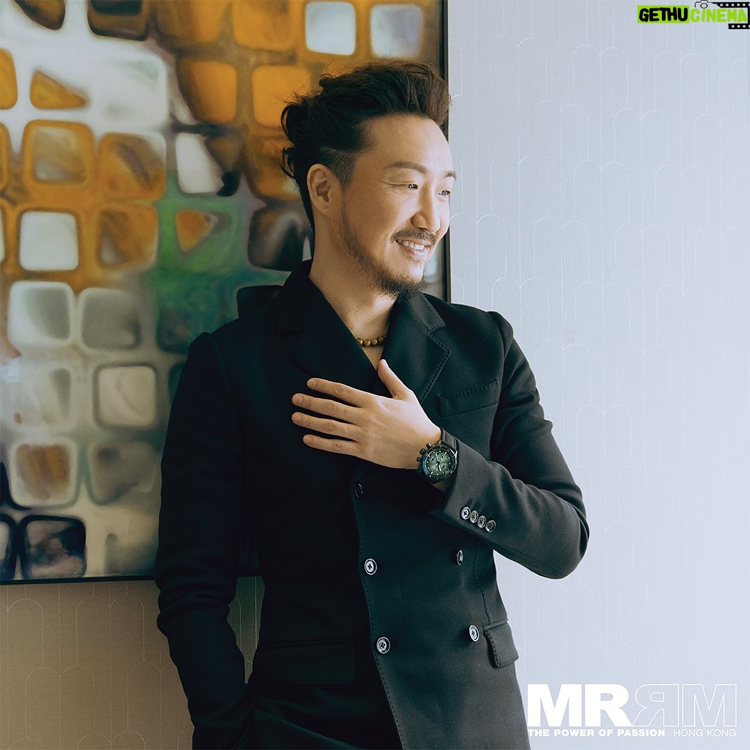 Ronald Cheng - 11.4K Likes - 今次第一次同佢哋六個一齊上雜誌,值得紀念一下🥳 多謝MRRM邀請。
#MRRM #機動電視台 #機動兵工廠