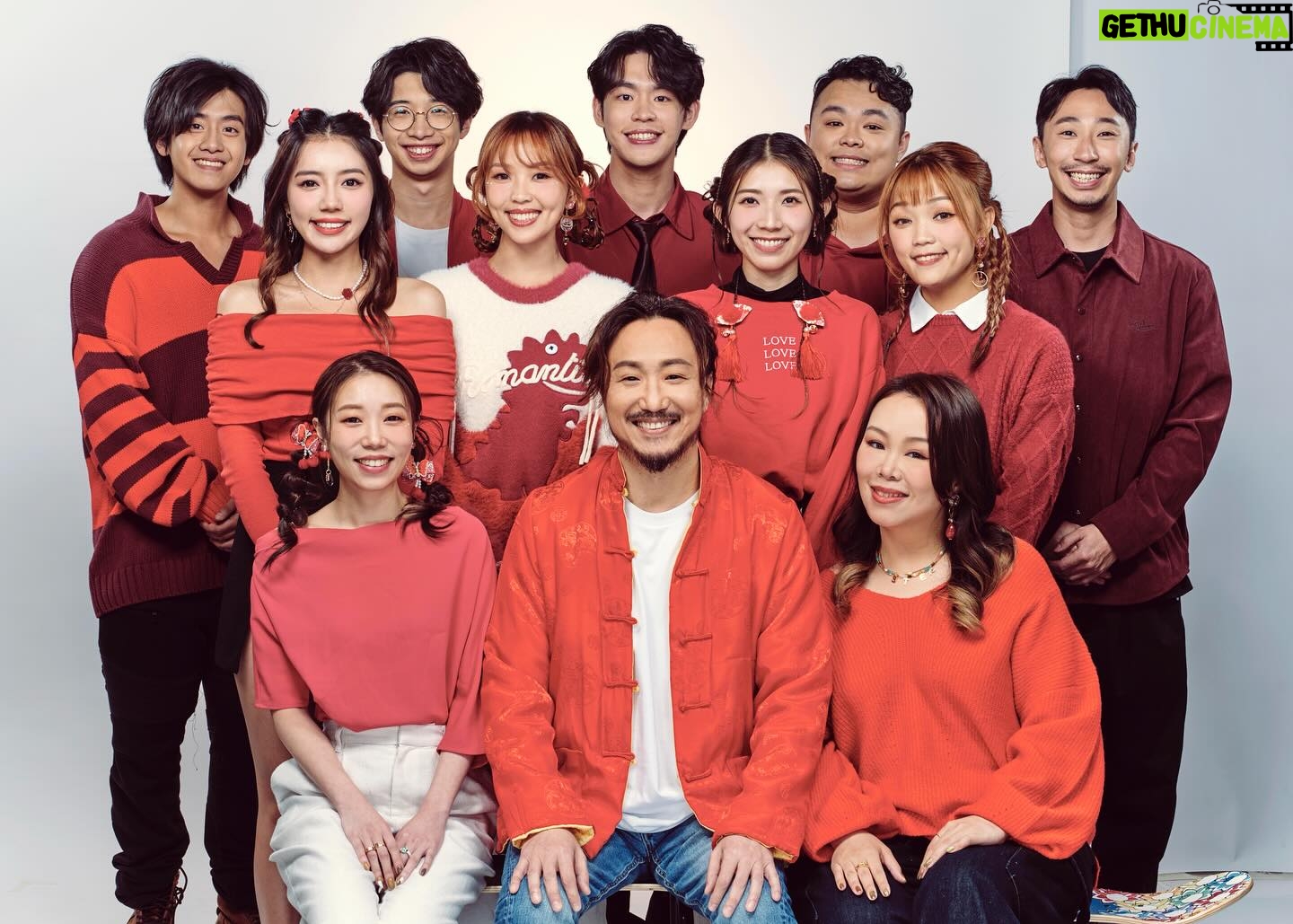 Ronald Cheng - 5.1K Likes - 倒數五日,啱啱就完咗band her,終於可以小休一吓,大家都有返啲笑容😂