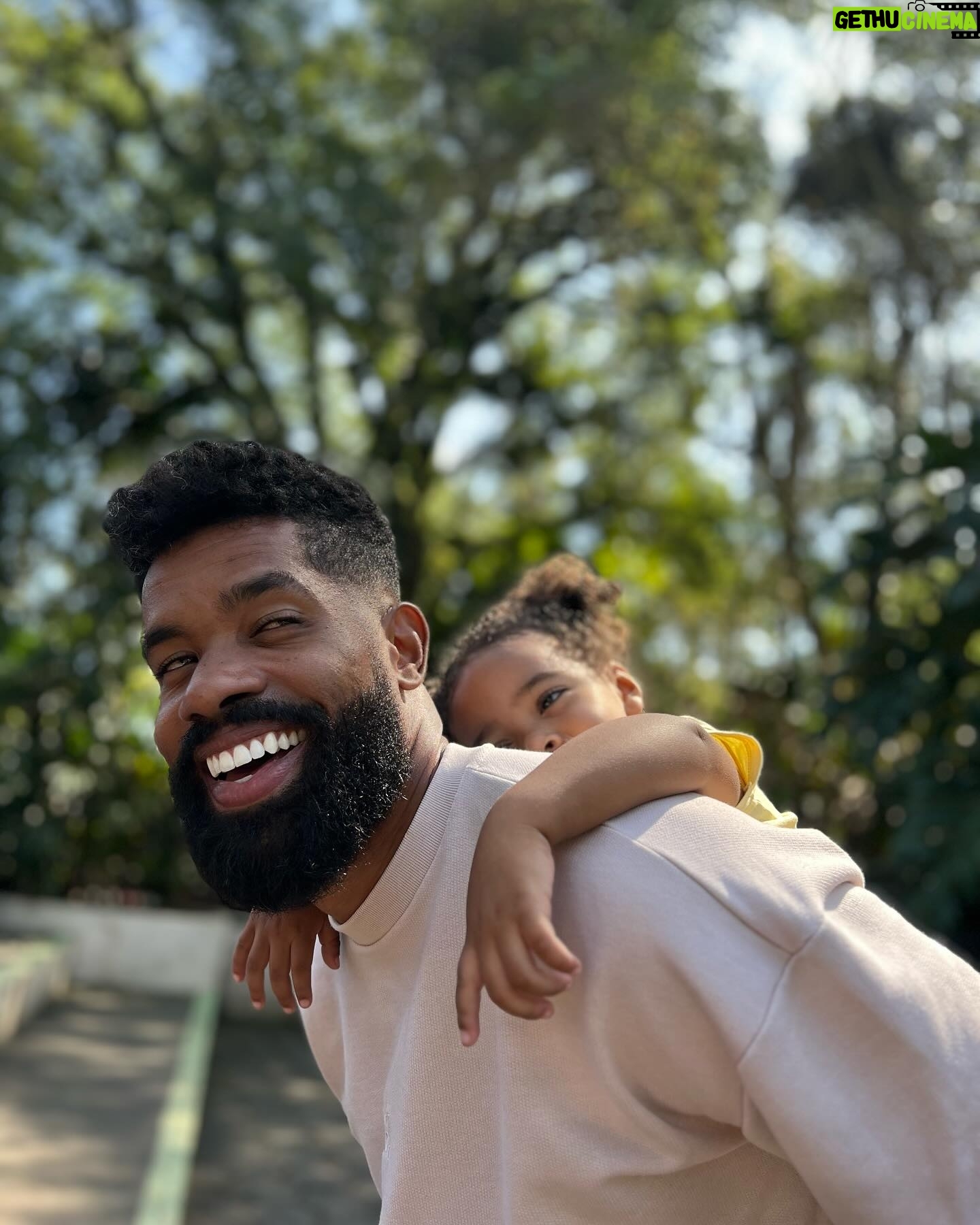 Ronaldo Moura - 3 Likes - Family 🔒
