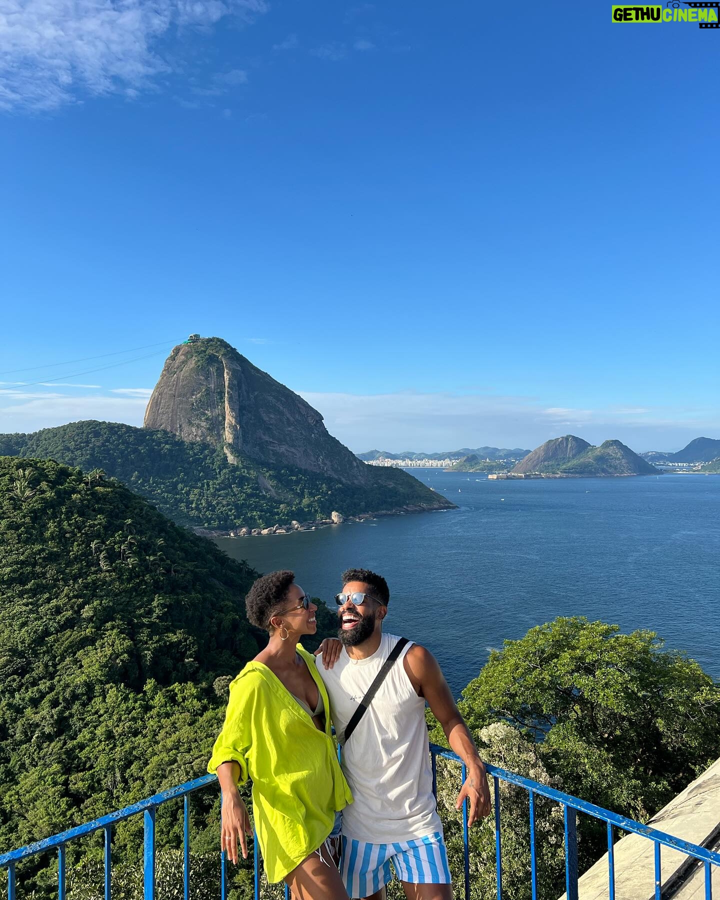 Ronaldo Moura - 3 Likes - Living fully, posting sparingly.