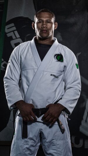 Ronaldo Souza Instagram - É bem isso, vibrar com a Vitória de quem esta do seu lado. 👊🏿🐊
@kingzkimonos