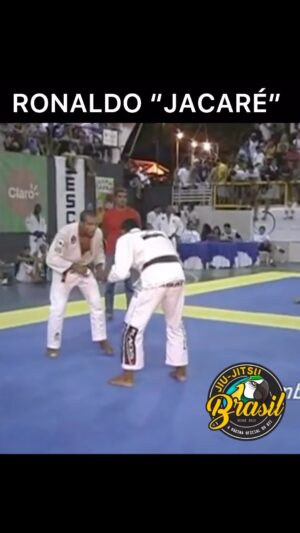 Ronaldo Souza Instagram - A clássica mão de vaca utilizada por @RonaldoJACARE 

Ronaldo Jacaré x Bruno Bastos - JIU-JITSU WORLD CUP 2004 - SALVADOR - CBJJO

#jiujitsubrasiloficial #jiujitsu #bjj #grappling