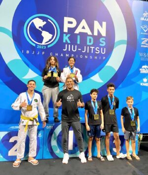Ronaldo Souza Instagram - Esse foi o primeiro PAN KIDS da minha academia que abrimos a 10 meses. Nós levamos 6 crianças e trouxemos 6 medalhas. Eu tenho me dedicado muito na evolução dessas crianças porque eu realmente acredito no potencial de cada uma delas. È só questão de tempo eles vão alcançar o topo. Obrigado @kingzkimonos pelo suporte . 👊🏿🐊

This was the first PAN KIDS for my jiu jitsu school @jacaremartialarts that we opened 10 months ago here in Orlando. We took 6 kids and brought home 6 medals. I have dedicated myself a lot to help this kids  develop because I really believe in the potential of each one of them. It's only a matter of time before they reach the top. Thanks @ibjjf  great tournament.
Thanks @kingzkimonos for the  support.