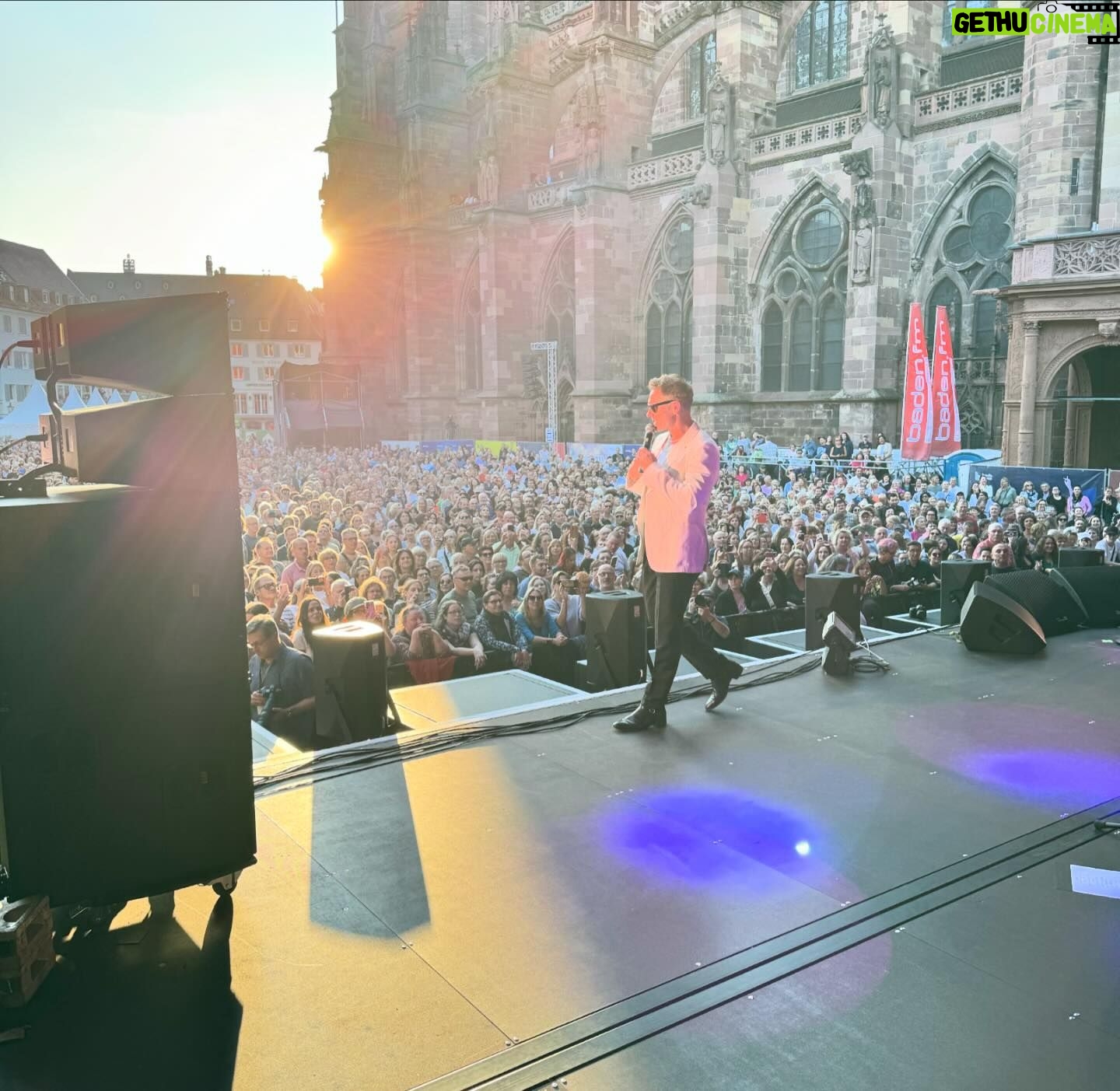 Ronan Keating - 6K Likes - Thank you Freiburg what a beautiful audience in the coolest of settings. The German shows are well and truly underway and giving me all that I need. Grateful beyond belief. 🙏