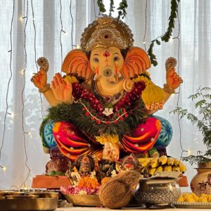 Ronit Roy Instagram - Aap sab ko Ganesh chathurthi ki anek badhai 🙏🏻 Ganpati bappa Moriya