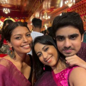 Ronjini Chakraborty Instagram - Ashtami that was 💜💛♥️

#pujo2023♥️ with @ashishsverma @akankshout @rajshekharis @bazlanbaasi @paramitagh @ghoshrita @sudhaverma2012 @ankitasharma.as