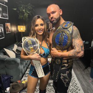 Ronnie Arneill Instagram - Mum & Dad go to work 🏆 

@theshawnspears @worldserieswrestling