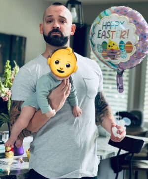 Ronnie Arneill Instagram - The boys 1st Easter 🐣 

Just so you know little man….We’re gonna have a lot of fun photos over the years….cause your Dad’s a lunatic 😂

Happy Easter everyone! 
@cassielee