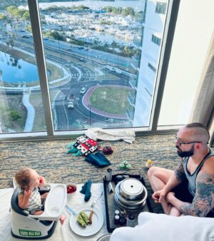 Ronnie Arneill Instagram - The best morning ever ❤️

@cassielee 

#myson #myfamily