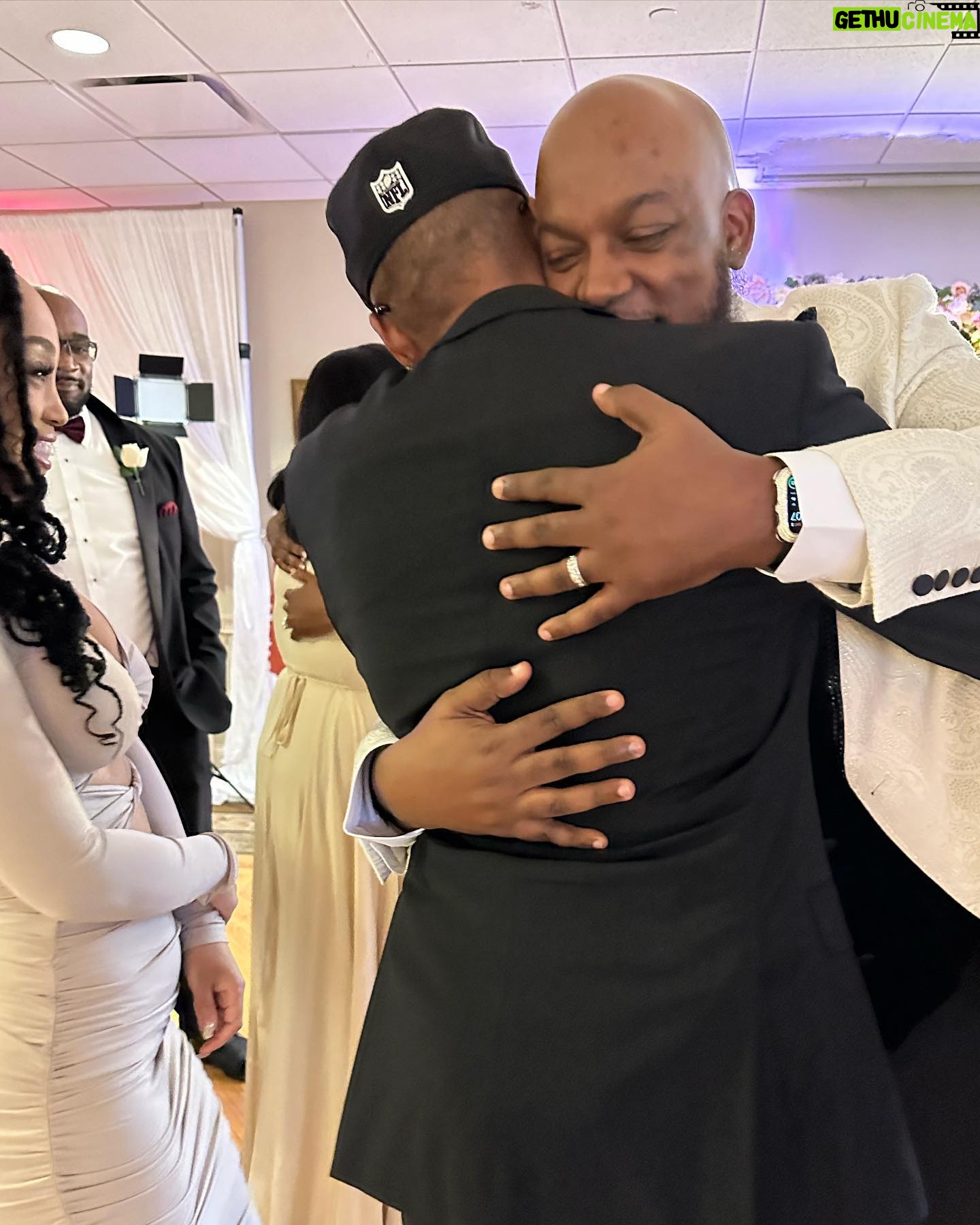 Ronnie DeVoe - 10.4K Likes - Congrats to my cousin @rpayne617 and @_celestinamarie !! Their weddings day was on 6-3-2023.
Prayers and positive energy go out to the #NEWLYWEDS just starting their marital journey together.
Communicating, listening and making sure each others needs are met is what will keep you together forever!
Love you both to lifeā¦!
#DeVoeted
#MarriageAmbassadors
#Married4LifeWalk
#SwipeLeft ⢠17 years ago @realjohnnygill22 sang this song at me and @shamaridevoe ās wedding. #Memoriesā¦