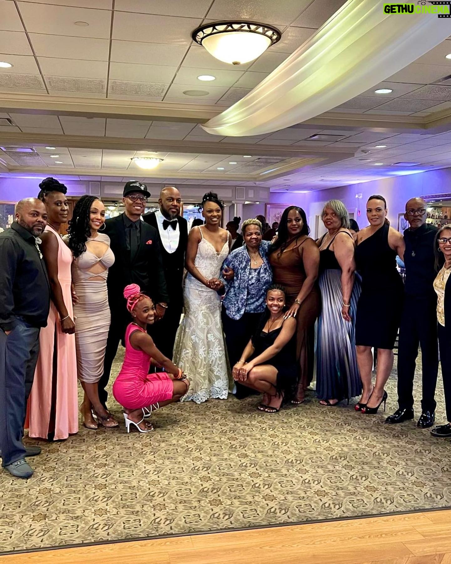 Ronnie DeVoe - 10.4K Likes - Congrats to my cousin @rpayne617 and @_celestinamarie !! Their weddings day was on 6-3-2023.
Prayers and positive energy go out to the #NEWLYWEDS just starting their marital journey together.
Communicating, listening and making sure each others needs are met is what will keep you together forever!
Love you both to lifeā¦!
#DeVoeted
#MarriageAmbassadors
#Married4LifeWalk
#SwipeLeft ⢠17 years ago @realjohnnygill22 sang this song at me and @shamaridevoe ās wedding. #Memoriesā¦