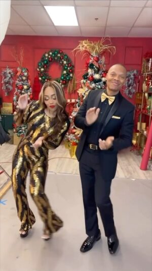 Ronnie DeVoe Instagram - Moving into the New Year with my favorite dance partner as we count our most precious blessings... 

We thank you God for each other, the @DeVoeTwins and all of our family and friends. 

May you have a loving, peaceful, fulfilling and prosperous 2024! 

#DeVoeted
#MarriageAmbassadors
#HappyNewYear
•
@Married4LifeWalk 👉🏾 April 26-27 2024!
