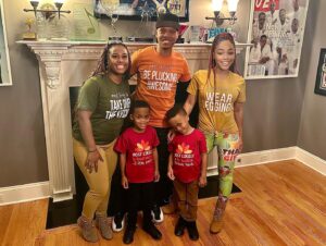 Ronnie DeVoe Instagram - "We may not have it all together, but together, we have it all…" 

"When asked if my cup is half-full or half-empty, my only response is that I am thankful I have a cup."

“I awoke this morning with devout thanksgiving for my friends, the old and the new.” 

#DeVoeted

#Thanksgiving

@officialbellbivdevoe and family…!!!