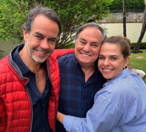 Ronnie Von Instagram - Com a família 💙
Quem aí também ama passar um dia bem gostoso com os familiares? Para mim, não tem nada melhor ☺️