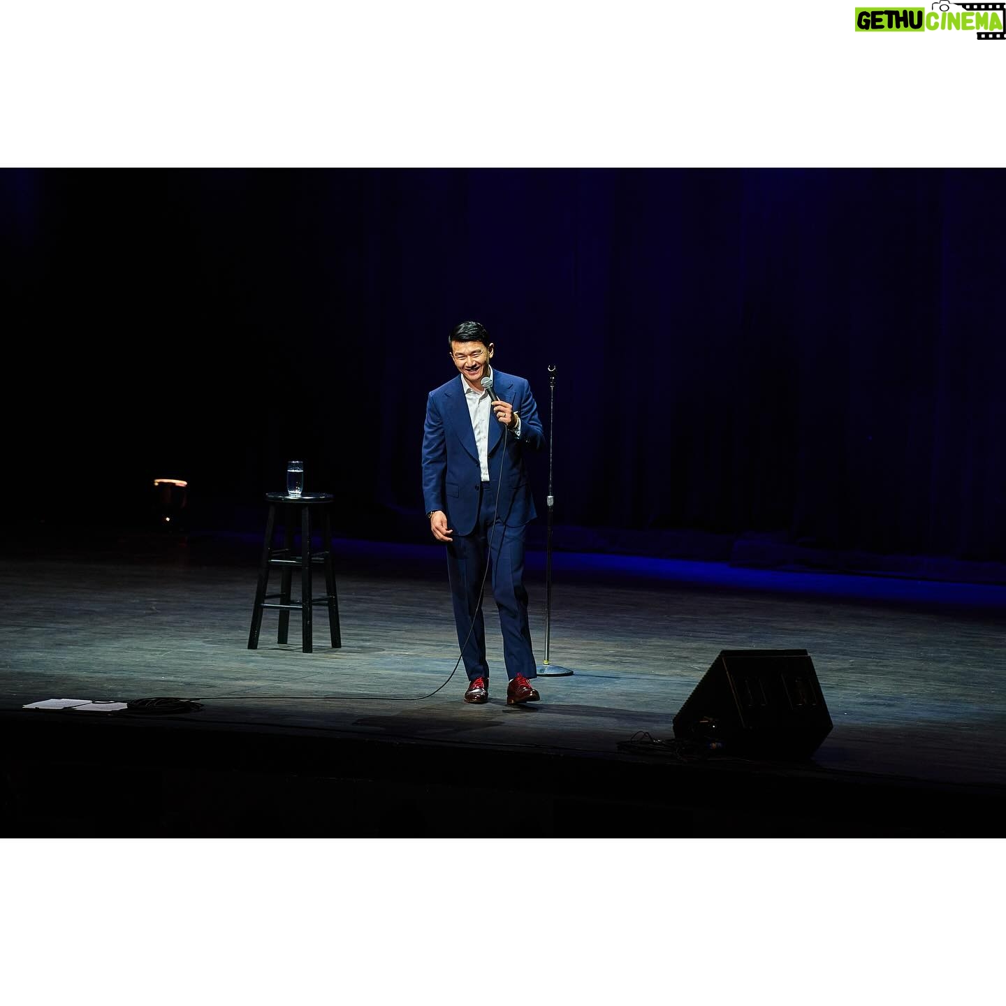 Ronny Chieng - 3.9K Likes - VANCOUVER! THANK YOU FOR SELLING OUT MY TWO SHOWS @jflvancouver at Queen Elizabeth Theatre! And thanks to @juliekimcomedy, @ivanwdecker and DJ @tonytrimm for being on the show.
@albespoke
📸: @sydwonphotography
