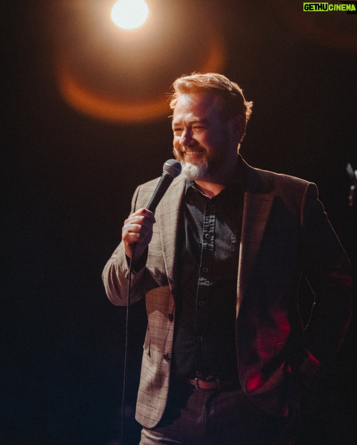 Ronny Chieng - 5.2K Likes - CHARLESTON, SOUTH CAROLINA! I loved visiting your beautiful town. Thank you @chsmusichall and DJ @tonytrimm and @cliffcashcomedy for being on the show! 📸: @dynesmedia
👔: @latoiacunningham @bonobos 🎨: @igloo.toast.pop