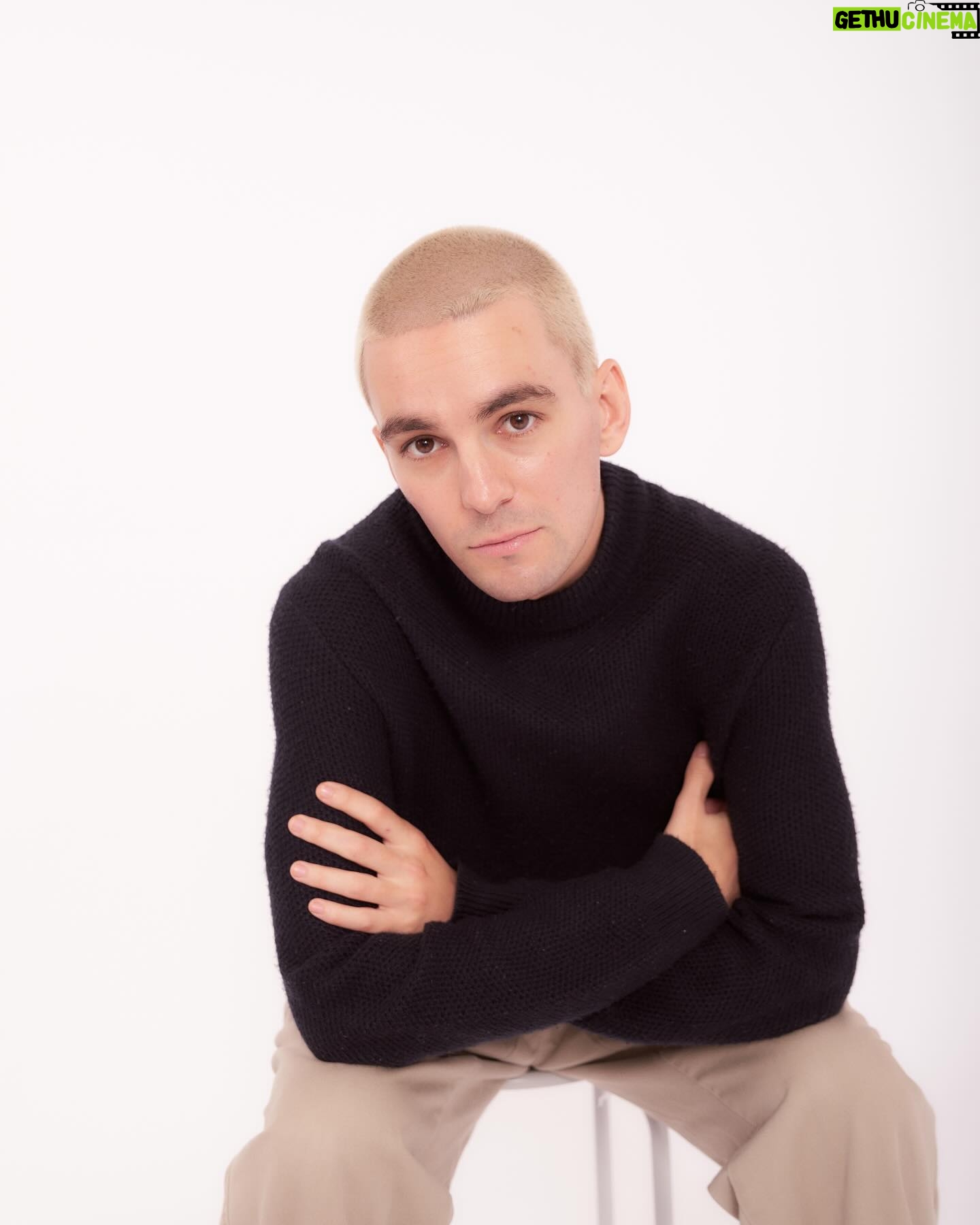 Rory J. Saper - 2.6K Likes - White boi
ā¢
š· - @matildahilljenkins