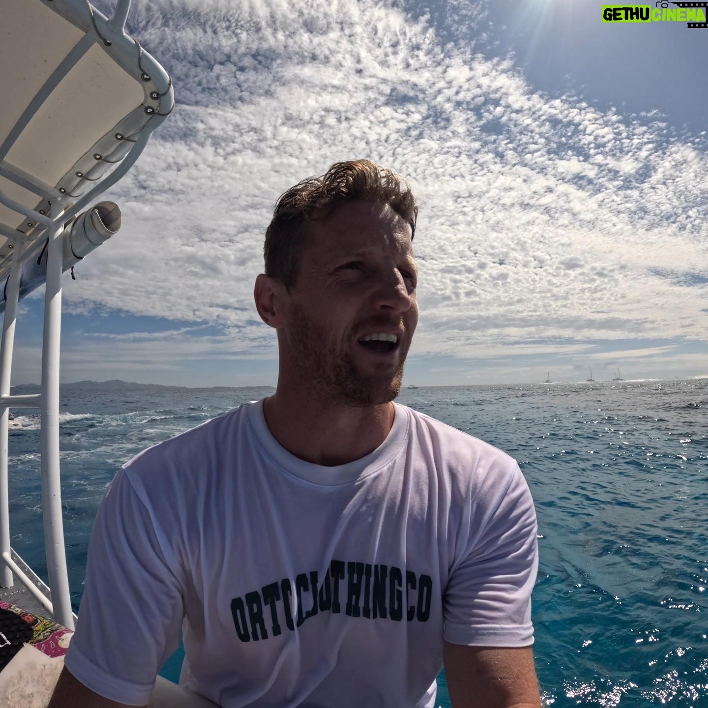 Rory Sloane - 6K Likes - Today was one of those all time days.. surfed one of the greatest waves in the world (and survived 😅 ) We went snorkeling in the deeeeep blue with the boys, and even managed lunch and a couple of cocktails with my beautiful wife.. 2 beers felt like 10 and Aloe Vera all over my body! Vinaka Fiji