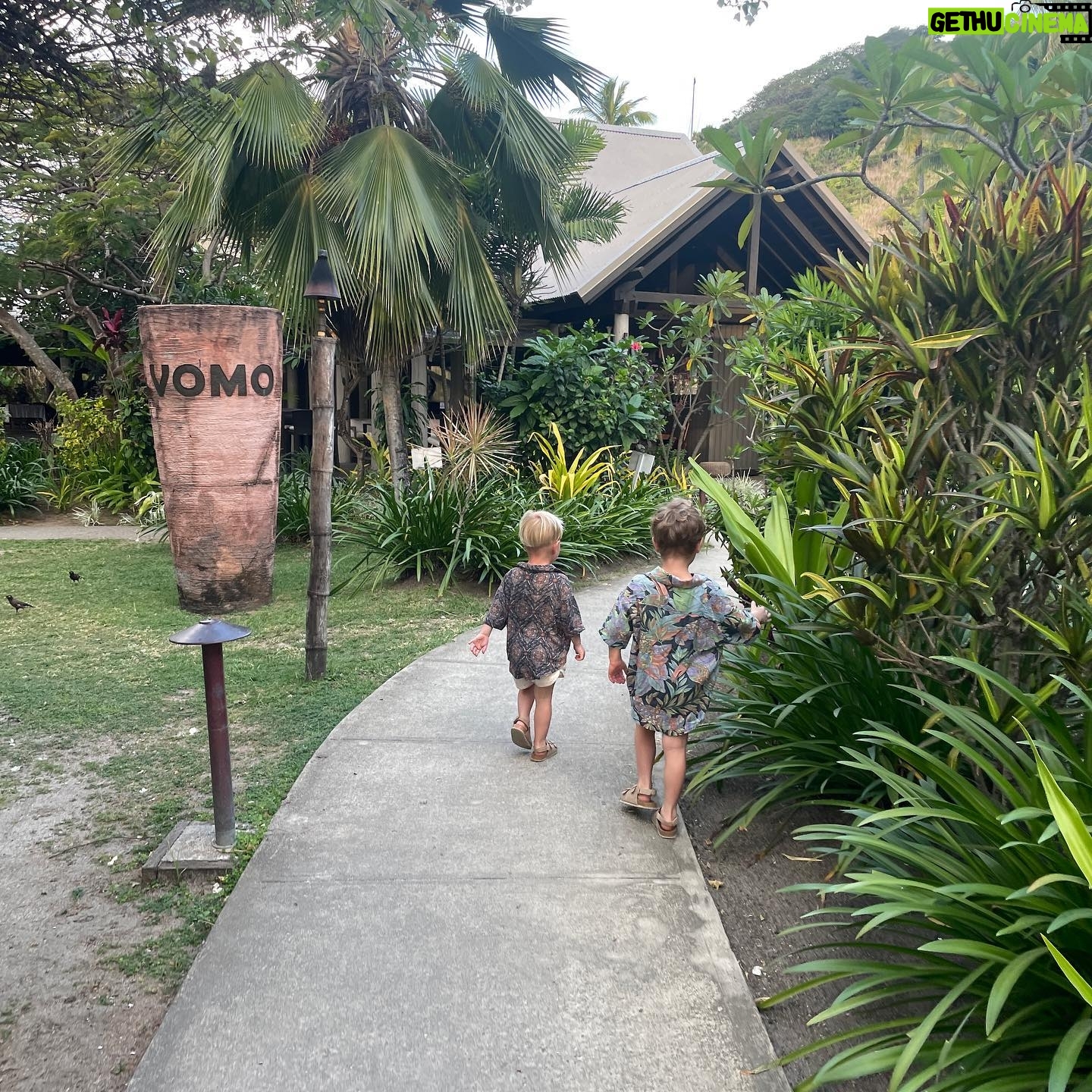 Rory Sloane - 6K Likes - Today was one of those all time days.. surfed one of the greatest waves in the world (and survived 😅 ) We went snorkeling in the deeeeep blue with the boys, and even managed lunch and a couple of cocktails with my beautiful wife.. 2 beers felt like 10 and Aloe Vera all over my body! Vinaka Fiji
