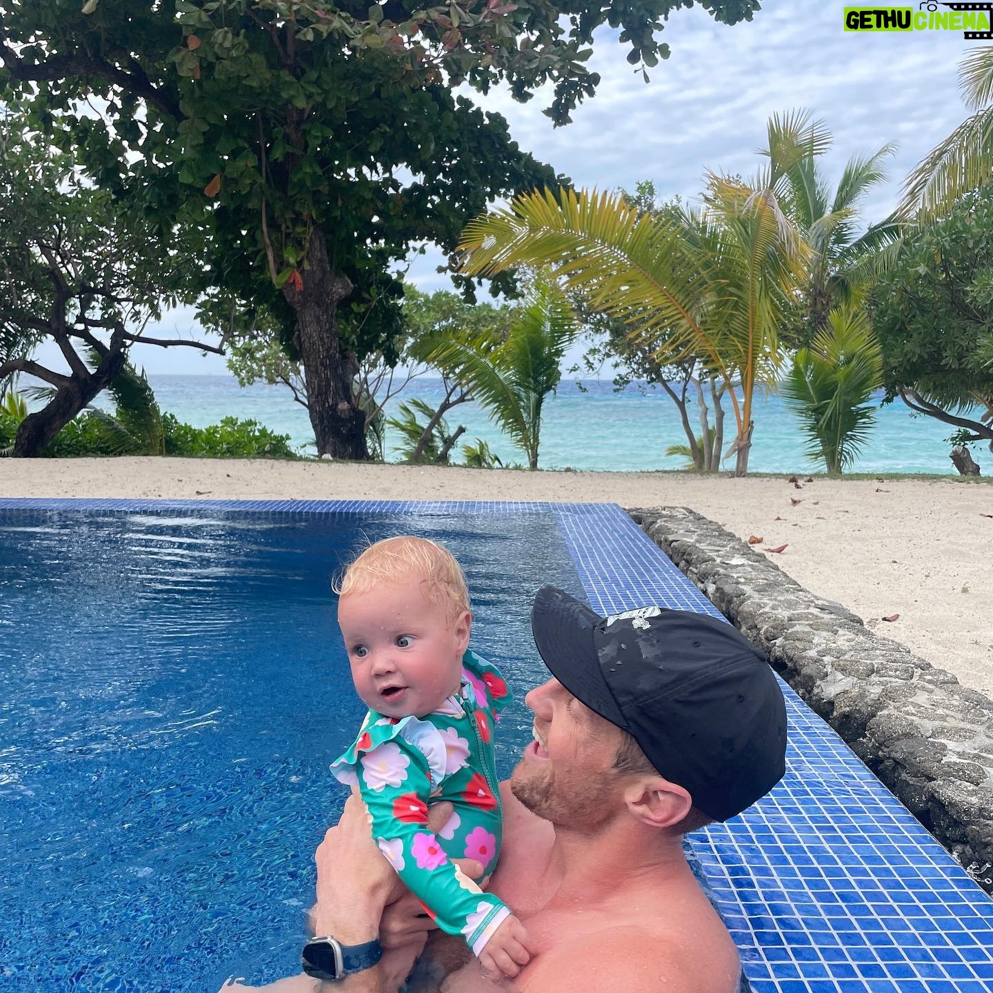 Rory Sloane - 6K Likes - Today was one of those all time days.. surfed one of the greatest waves in the world (and survived 😅 ) We went snorkeling in the deeeeep blue with the boys, and even managed lunch and a couple of cocktails with my beautiful wife.. 2 beers felt like 10 and Aloe Vera all over my body! Vinaka Fiji