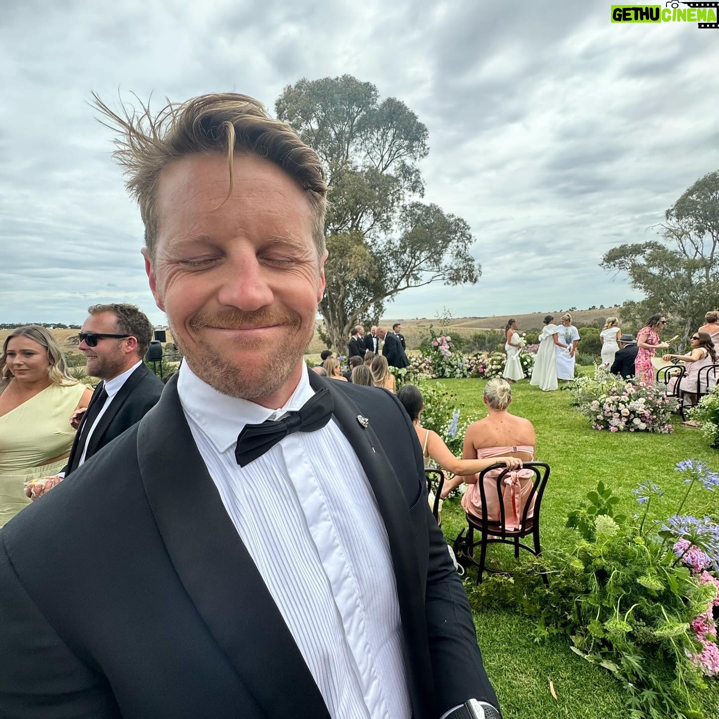 Rory Sloane - 8.4K Likes - What an amazing few days!!
Love the Dawsons!
Love my friends!
And love my wife (R&B jukebox queen)