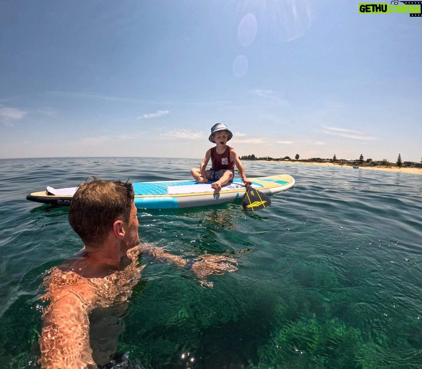 Rory Sloane - 4.8K Likes - My little ocean buddy today.. Saw his first dolphin 🤙🏼