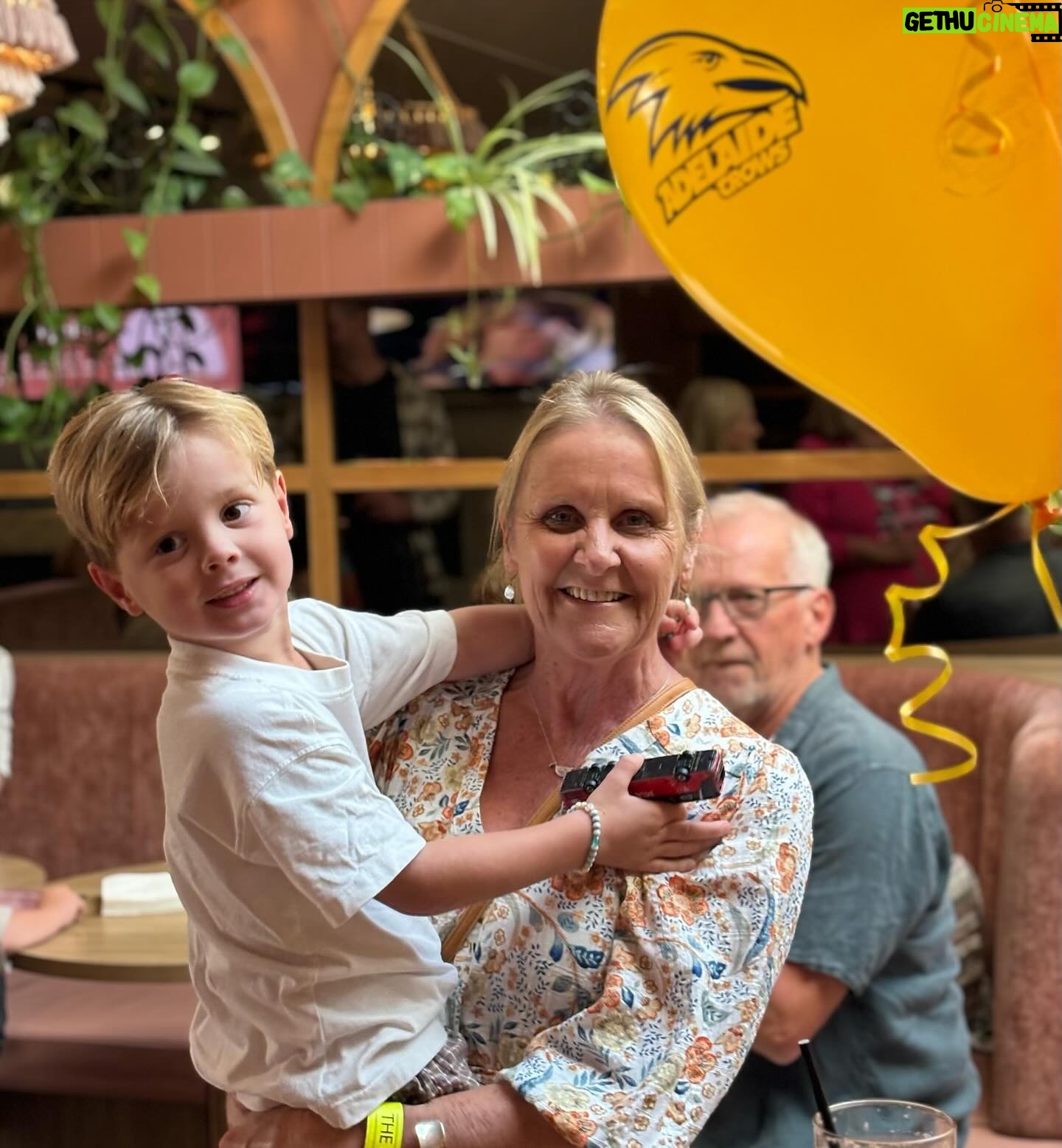 Rory Sloane - 3.9K Likes - Love these two.. happy Mother’s Day lovely ladies