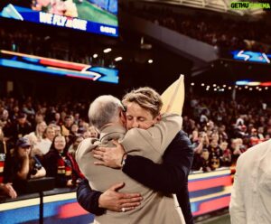 Rory Sloane Instagram - Geeeeeeeeeeee…. Big week… Lots of love shared… Thank you everyone for making this week unforgettable!! 

I love you all ❤️💛💙