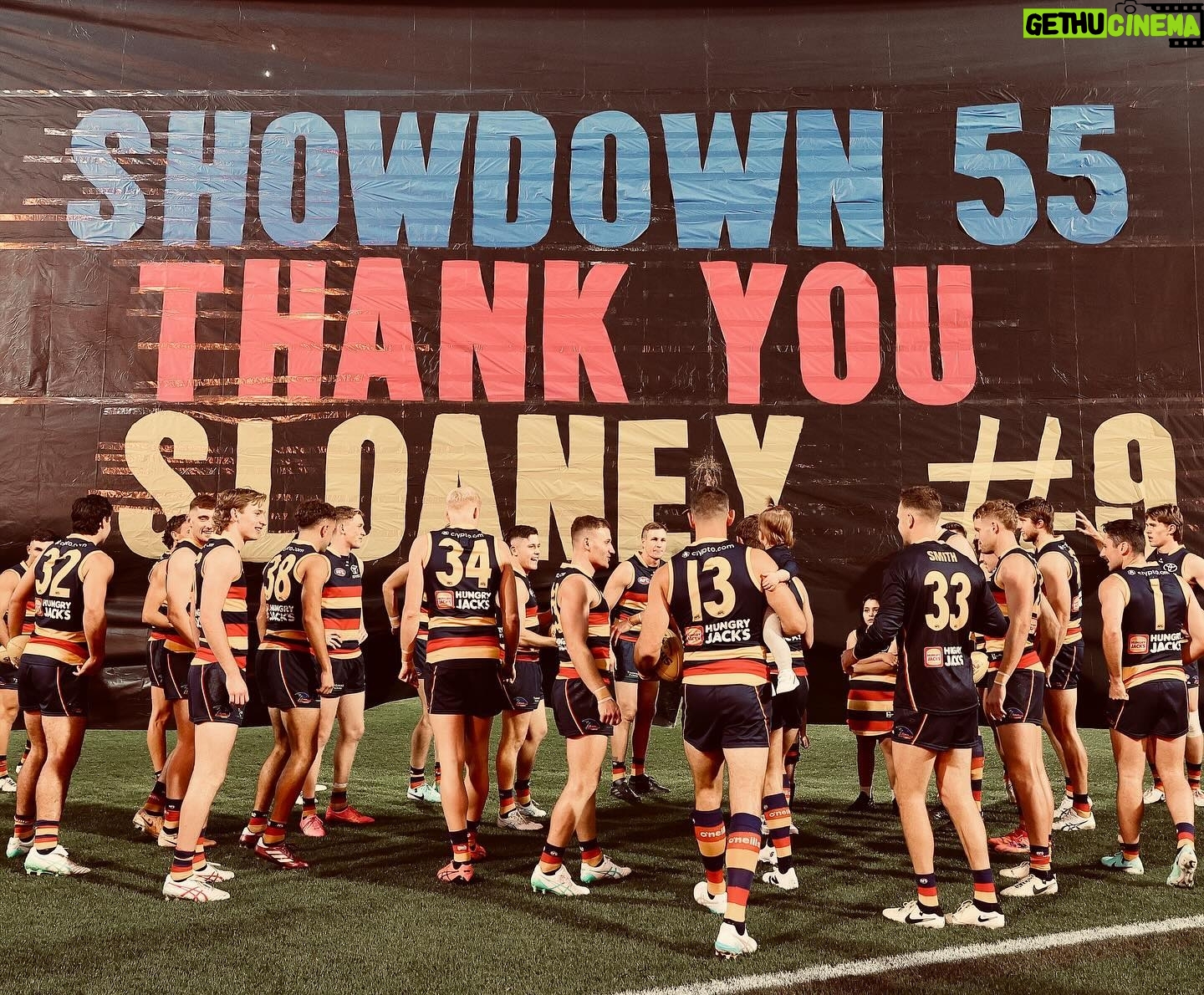 Rory Sloane - 11.9K Likes - Geeeeeeeeeeee…. Big week… Lots of love shared… Thank you everyone for making this week unforgettable!!
I love you all ❤️💛💙