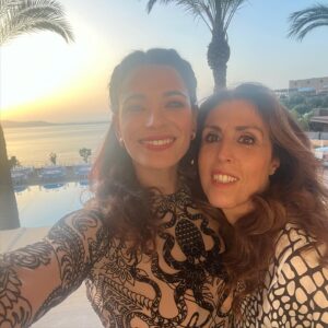 Rosa Diletta Rossi Instagram - Carrellata celebrativa
Carrellata di gratitudine e riconoscenza 

Grazie di cuore a @apaudiovisivi 
Per questo premio così scintillante 

Grazie a @clemart e @taodue e @fiction_mediaset 
Per avermi dato la responsabilità di un ruolo così tenace come quello di Maria Corleone 

Grazie a @mancio78 per avermi scelta e avermi guidata sempre con sensibilità e intelligenza

Grazie a @consuelo.deandreis e @volver.actor 
Per aver sempre creduto in me, per la stima che mi riconosce e per l’enorme affetto 

Ancora grazie all’eccezionale cast 
Alla troupe e ad ogni singolo professionista 
Intervenuto nella creazione di #mariacorleone

Questo premio è di tutti 
È nostro!

Dress @etro 

Jewels @farnesegioielli 

Stylist @stefaniasciortino ed