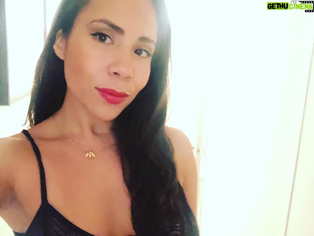 Rosal Colon - 1.6K Likes - Loving my gorgeous Gold Bee Necklace by @sarahjanewilde for @thombrowneny . Your pieces are absolutely stunning 🐝⭐️