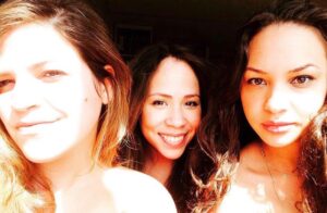 Rosal Colon Instagram - I never #tbt but they bring me light 💡 and light 💡 to the 🌎 too ❤️ #somewhereintheuws #yearsago #jazzy #paopao