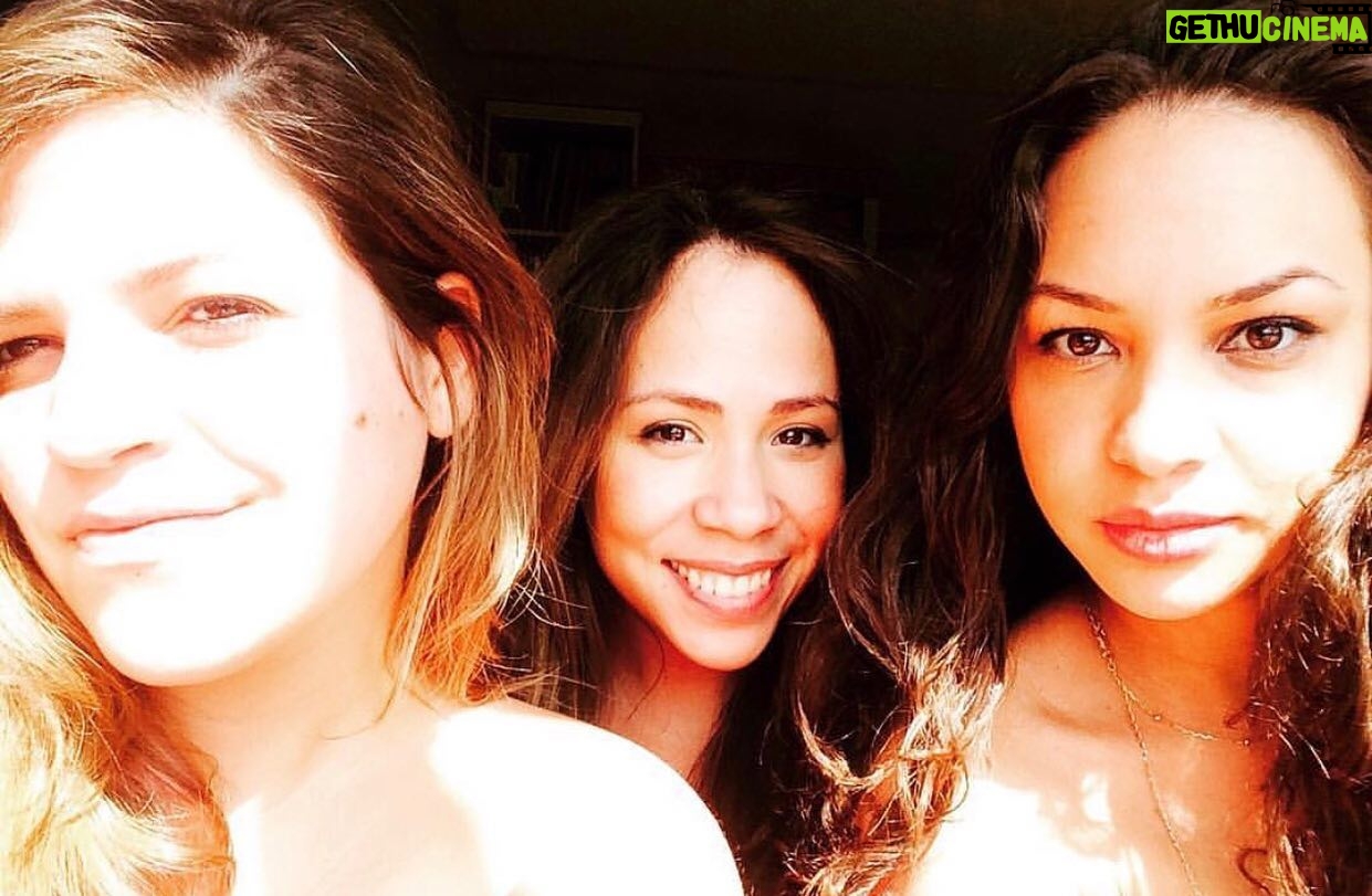 Rosal Colon - 1.1K Likes - I never #tbt but they bring me light 💡 and light 💡 to the 🌎 too ❤️ #somewhereintheuws #yearsago #jazzy #paopao