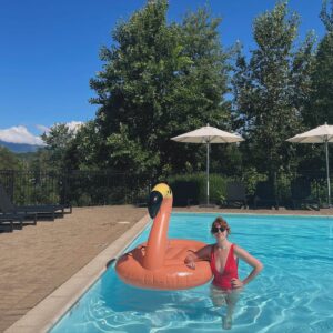 Rose-Aimée Automne T. Morin Instagram - Mon genre de motel (et d’homme). Cady Hill, Stowe.