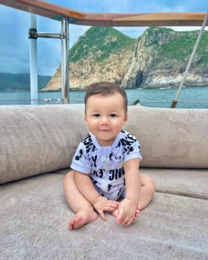 Rosemary Vandebrouck Instagram - And just like that 6months young today! #SashaGeo #LoveYouToTheMoonAndBack
