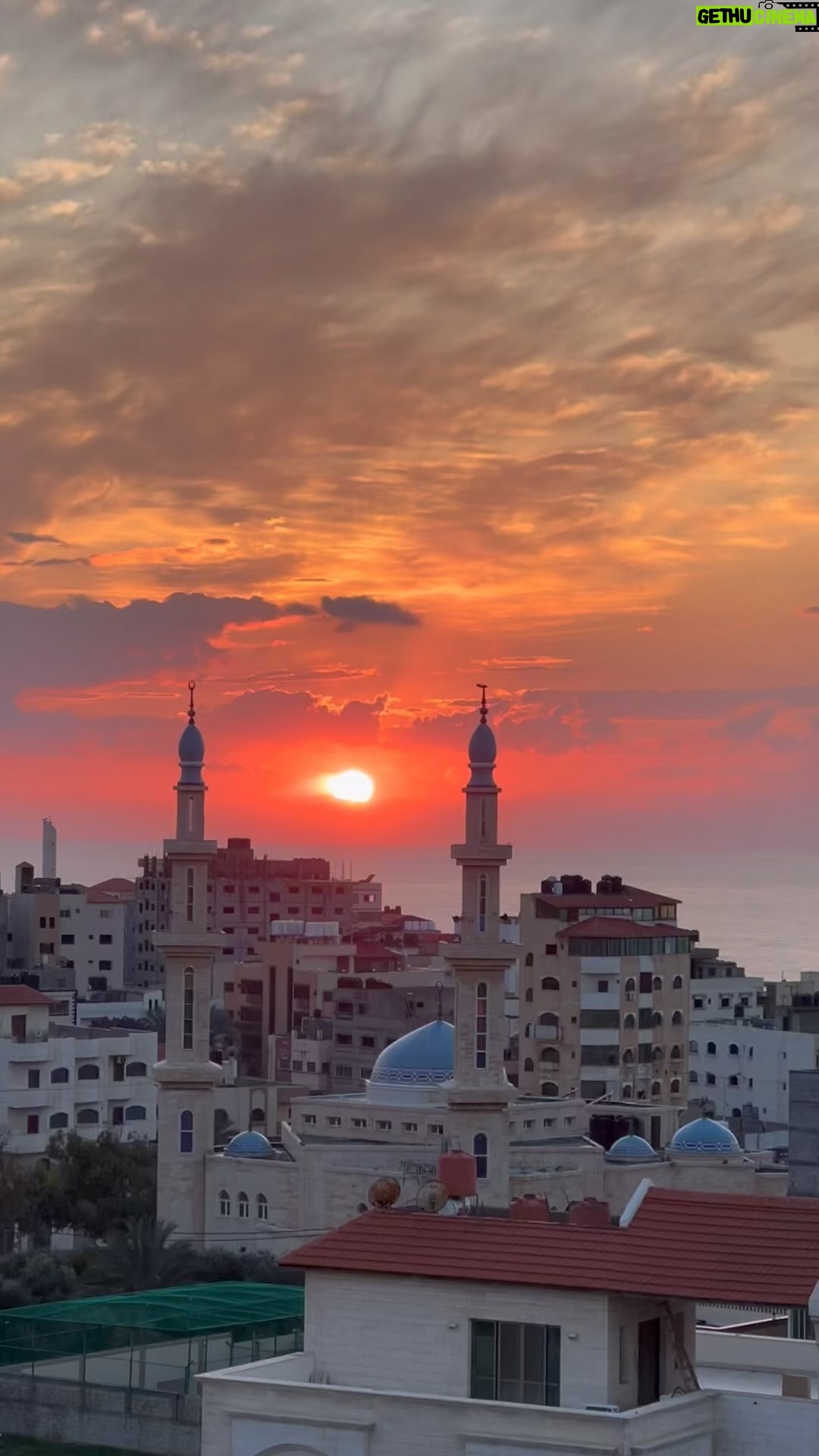 Roshdi Sarraj - 1.3K Likes - Gaza Sunset 🌅
#gaza #sun #sunset #sky #reels #today #timelapse #fypシ