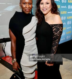 Rosie Perez Instagram - What a night! Congratulations @thejeffbridges ! Thank you @csiriano once again, love you!!! Thank you @johnnylavoy @karendupiche ! @filmlinc #cynthiaerivo #sharonstone #sarahpaulson #chrispine @gettyimages