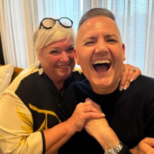 Actor Ross Mathews HD Instagram Photos and Wallpapers July 2024