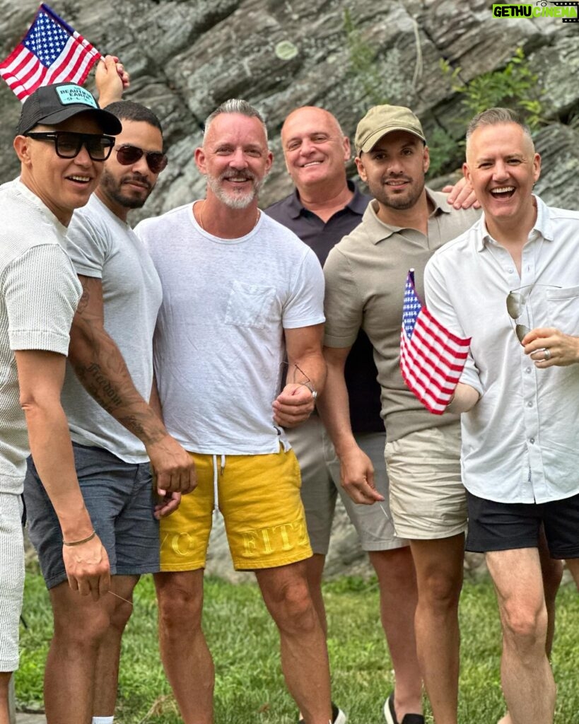 Actor Ross Mathews HD Instagram Photos and Wallpapers July 2024 | Gethu ...